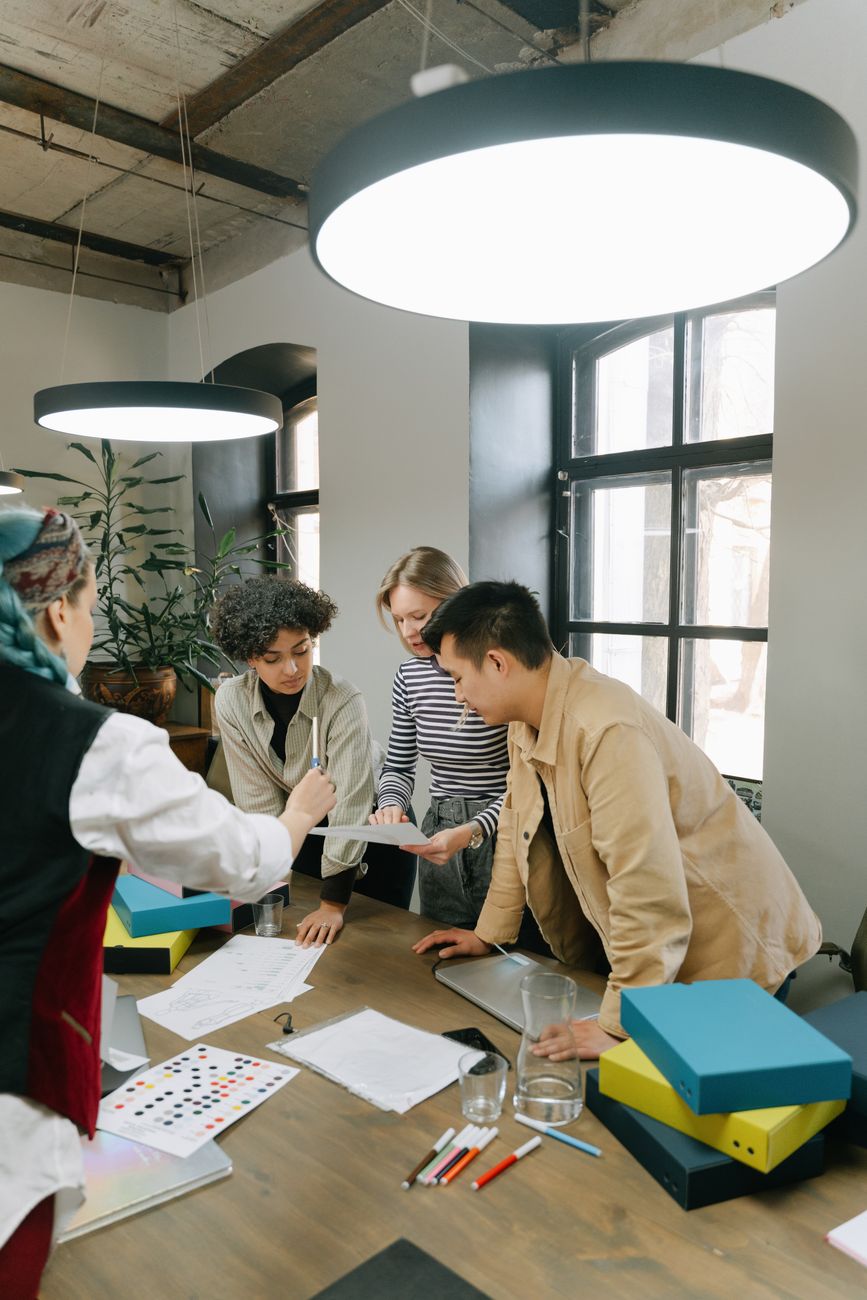 Collaborative consultation in an open work area